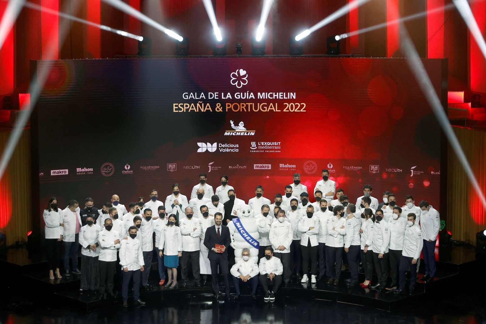 Imagen de archivo de los premiados tras la gala Guía Michelin España y Portugal 2022.