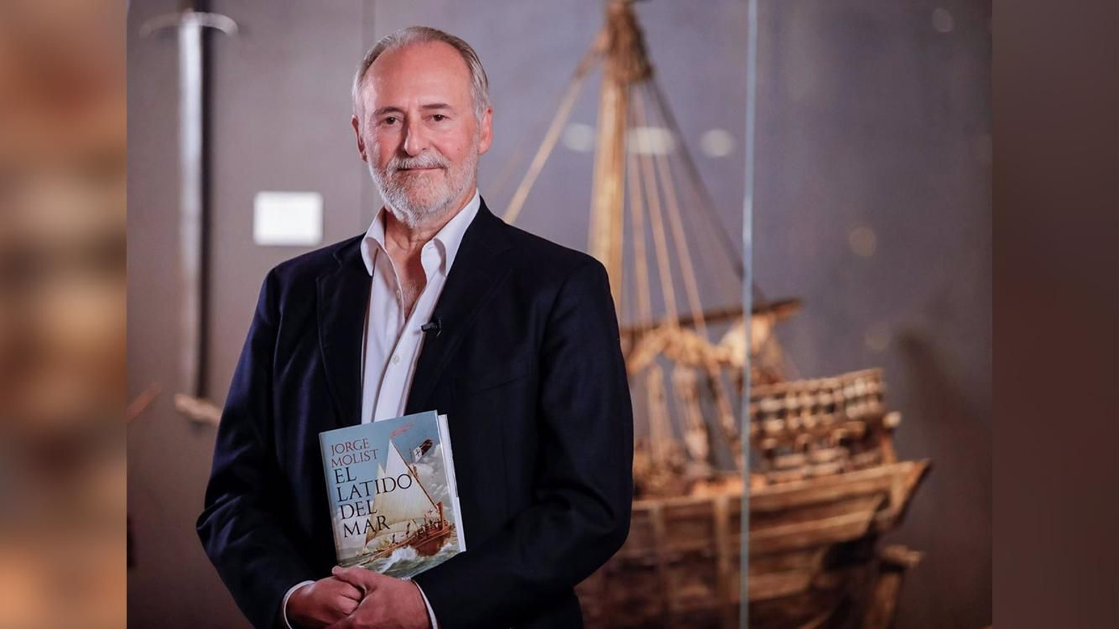 Jorge Molist tiene nueva novela: "El latido del mar".