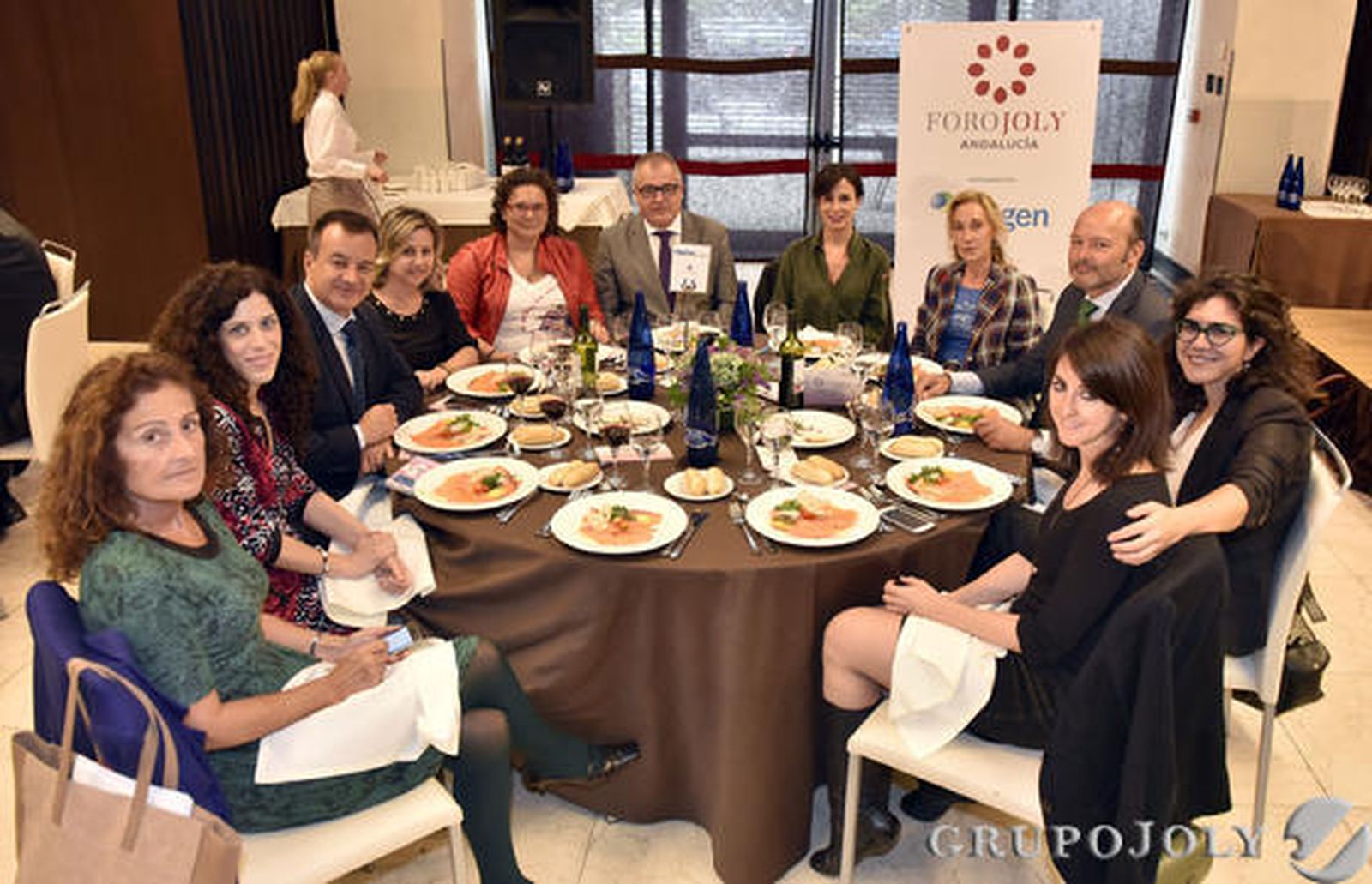 María Ángeles Fernández, Miriam Alconchel, Higinio Almagro, Victoria Begoña Tundidor, Francisca Díaz Alcaide, Rafael López Fernández, Isabel Aguilar, Susana López, Paulino García, Eva Arana y Estrella Martínez. / Reportaje gráfico: Juan Carlos Vázquez y Victoria Hidalgo