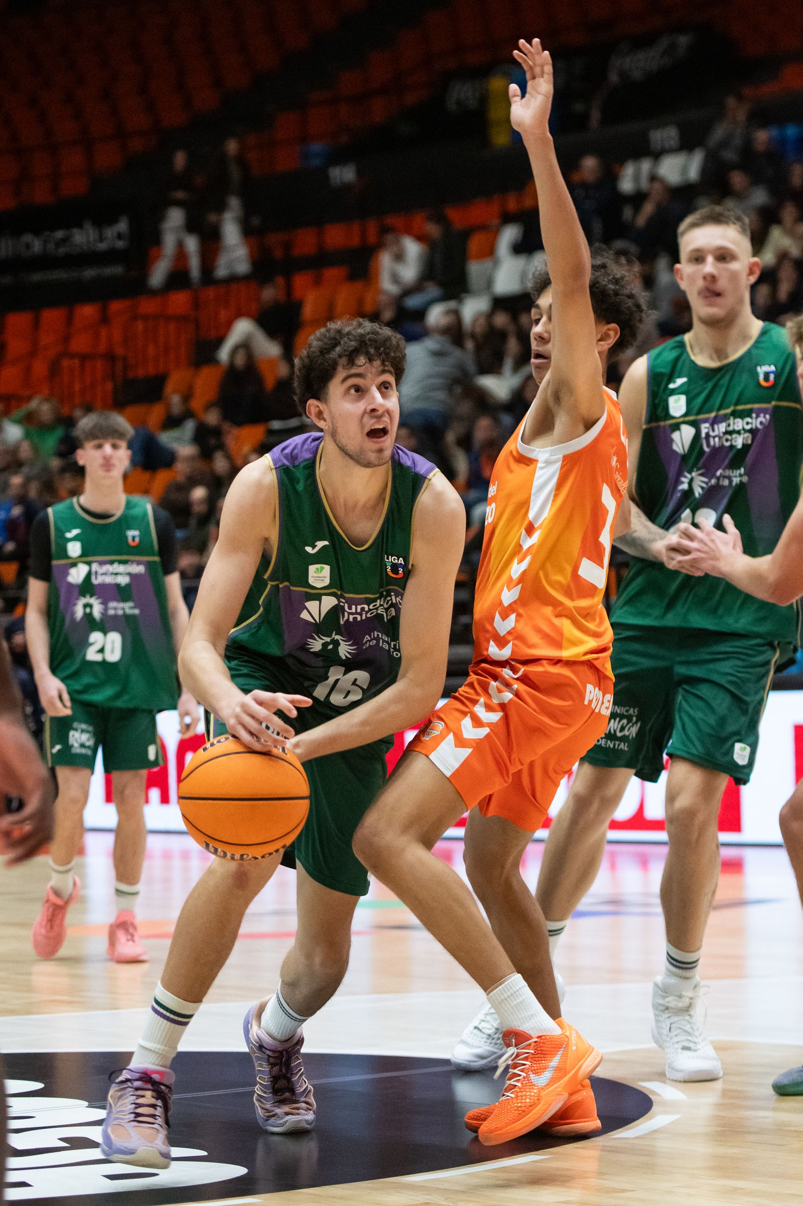 Valencia-Unicaja Alhaurín de la Torre U22, en fotos