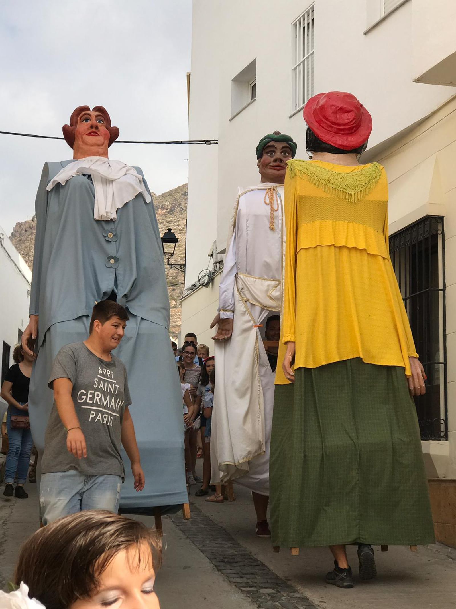 Gigantes y cabezudos son unos imprescindibles de la Feria