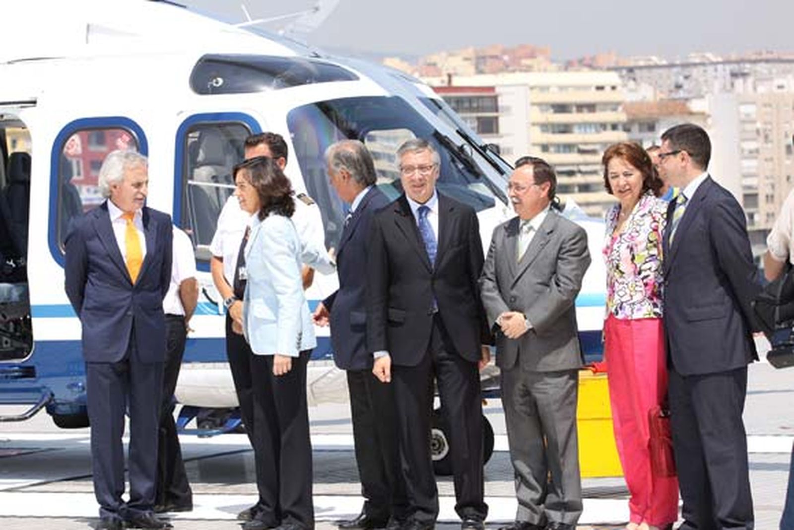 Blanco inaugura la nueva línea de helicópteros entre Algeciras y Ceuta