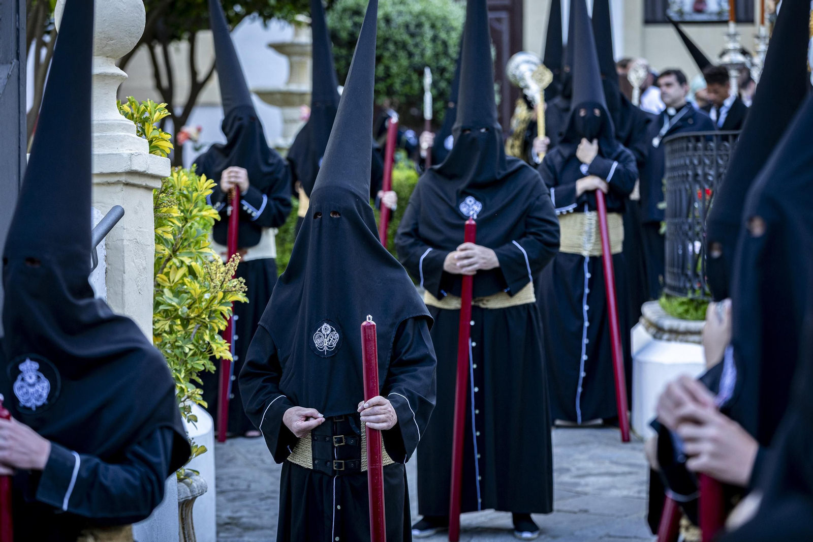 Las imágenes de Afligidos de El Puerto en el Lunes Santo de la Semana Santa 2025