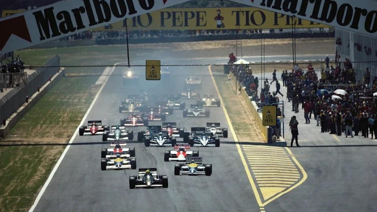 Salida del Gran Premio de España de F-1 de 1986.