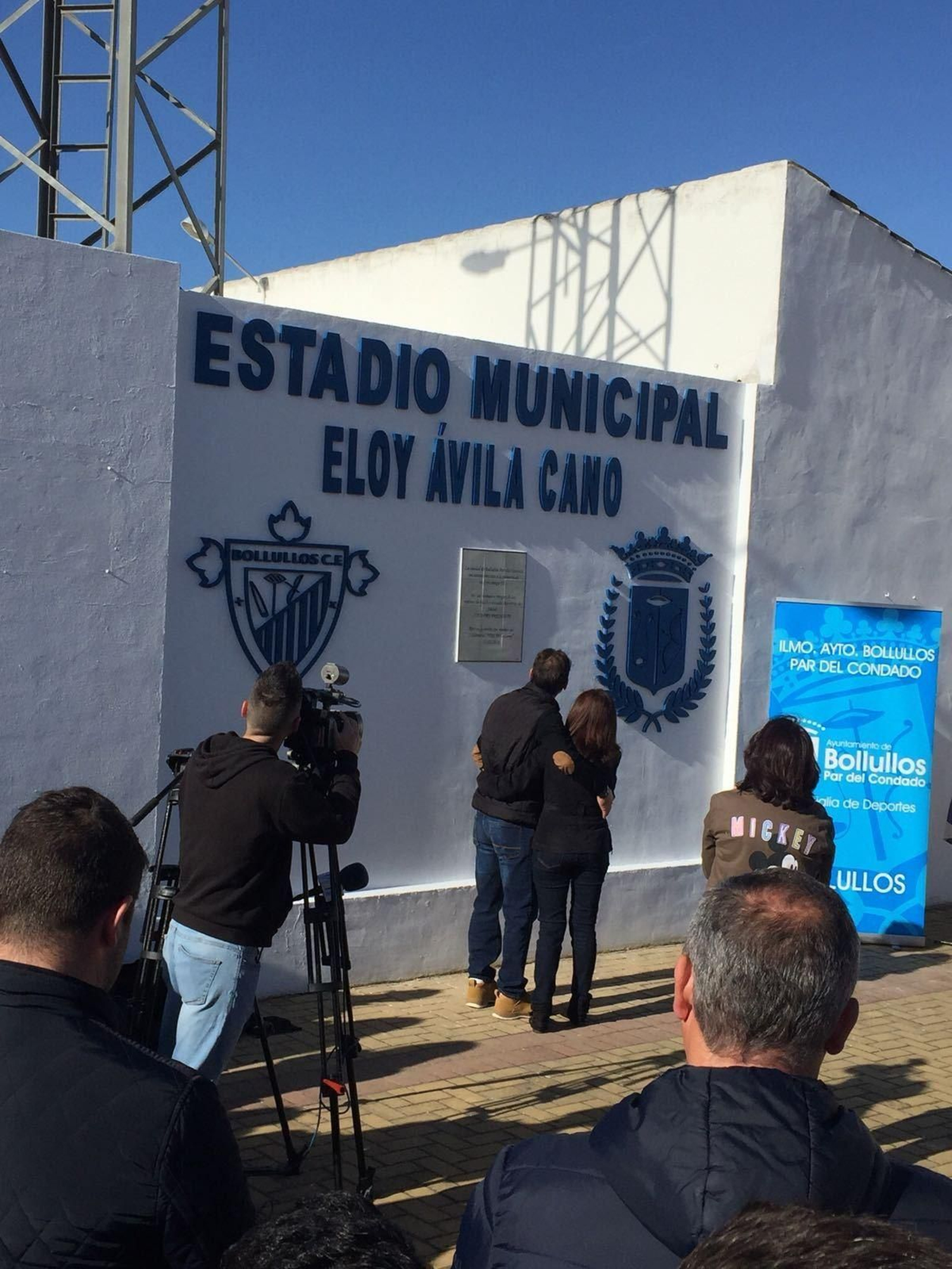 Un momento de la emotiva jornada vivida ayer en Bollullos Par del Condado.
