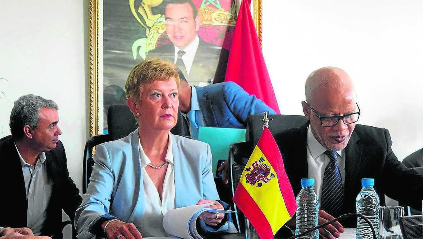 Consuelo Rumí, secretaria de Estado de Migración, y Mohamed Yatim, ministro de Empleo de Marruecos, ayer en Rabat.