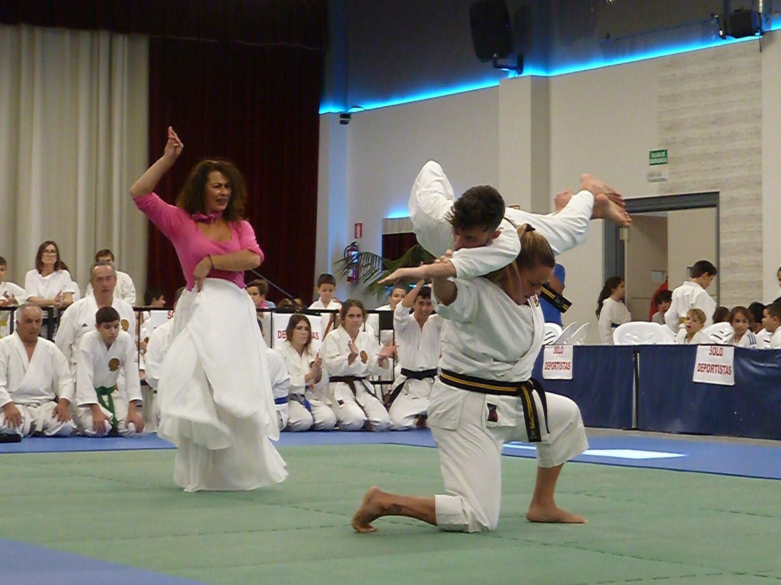 XII Gran Gala Solidaria de Artes Marciales en el Club Nazaret