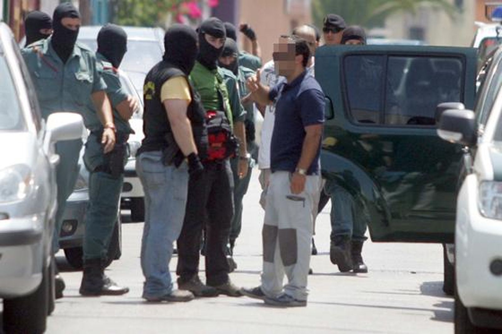 La Guardia Civil detiene a un hombre en La Línea por su presunta implicación con el terrorismo yihadista./  J.M Quiñones