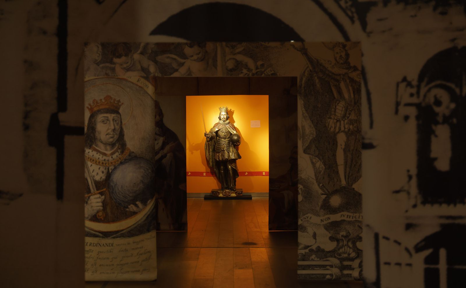 'Sanctus', la exposición del Santo Entierro de Sevilla, en imágenes