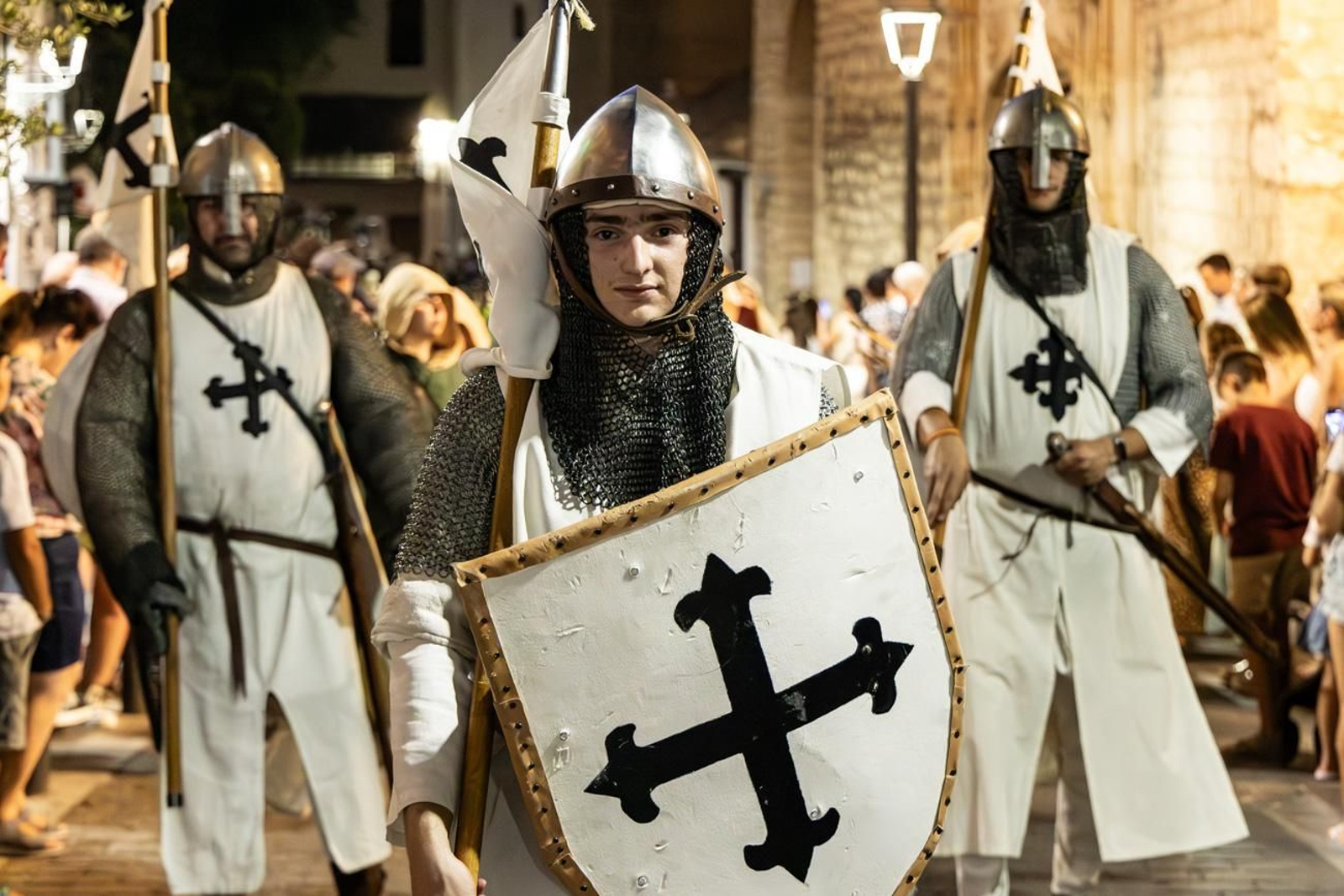Exhibición de Bailes Medievales y Pasacalles del Lagarto de la Magdalena