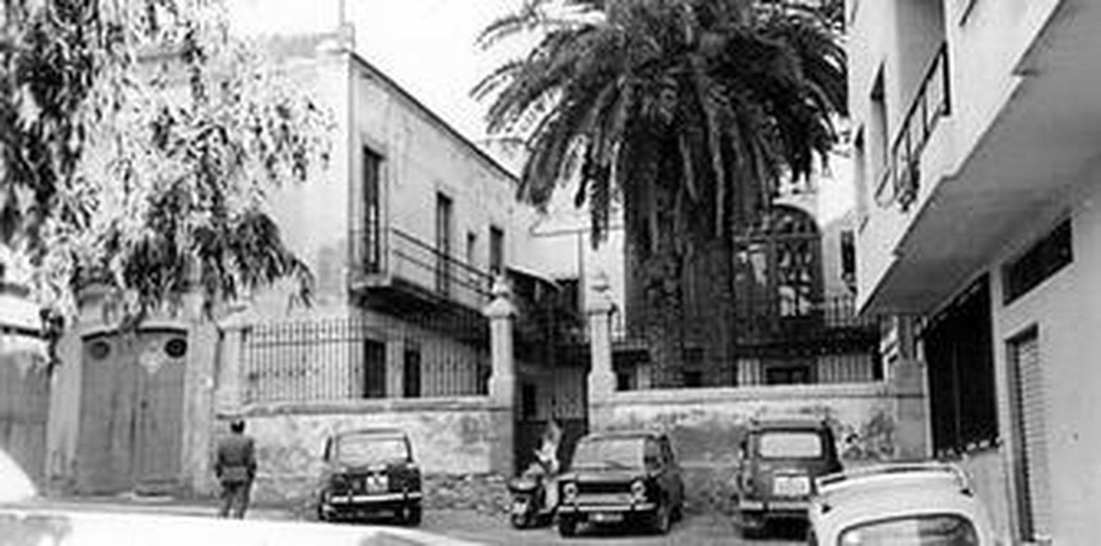 Verbena en La AlcazabaLa Gota de Leche