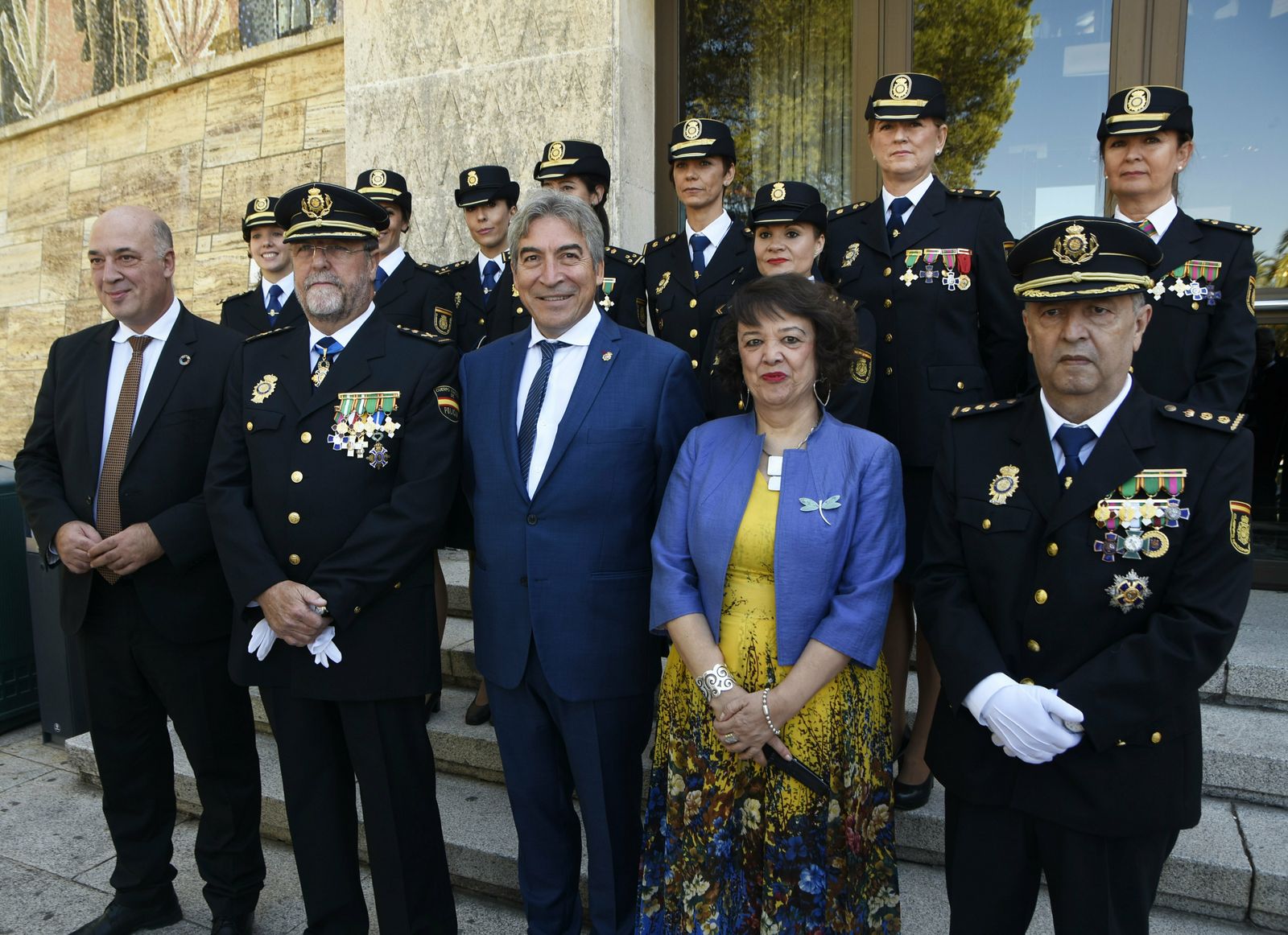 Antonio Ruiz, José Antonio Pérez, Lucrecio Fernández, Rafaela Valenzuela y Francisco Javier Jurado, antes del acto.