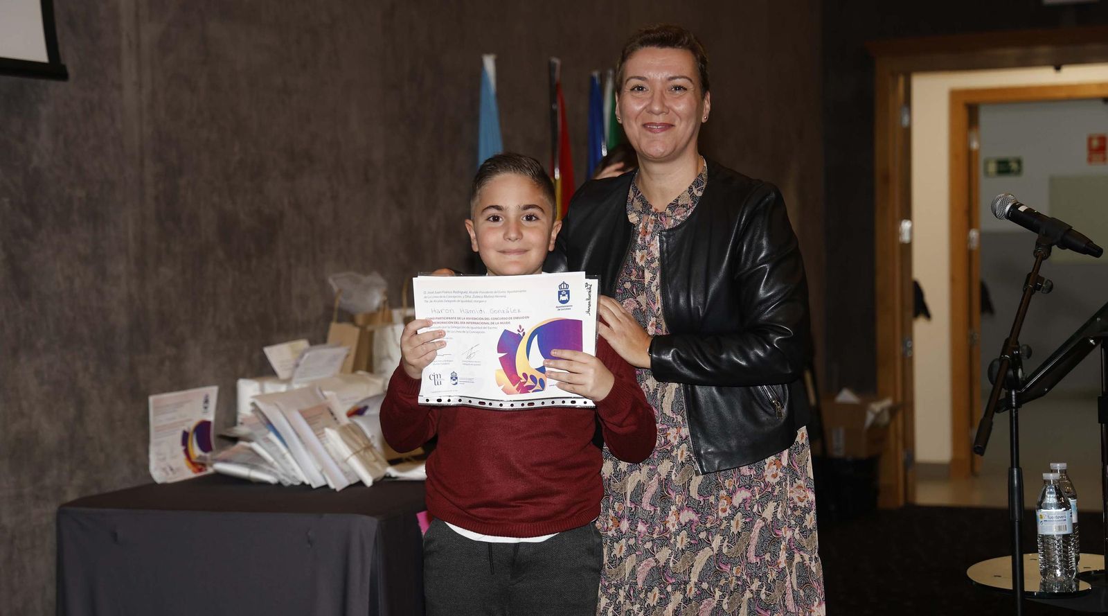 Las fotos de la entrega de los Premios a la Mujer Linense 2025