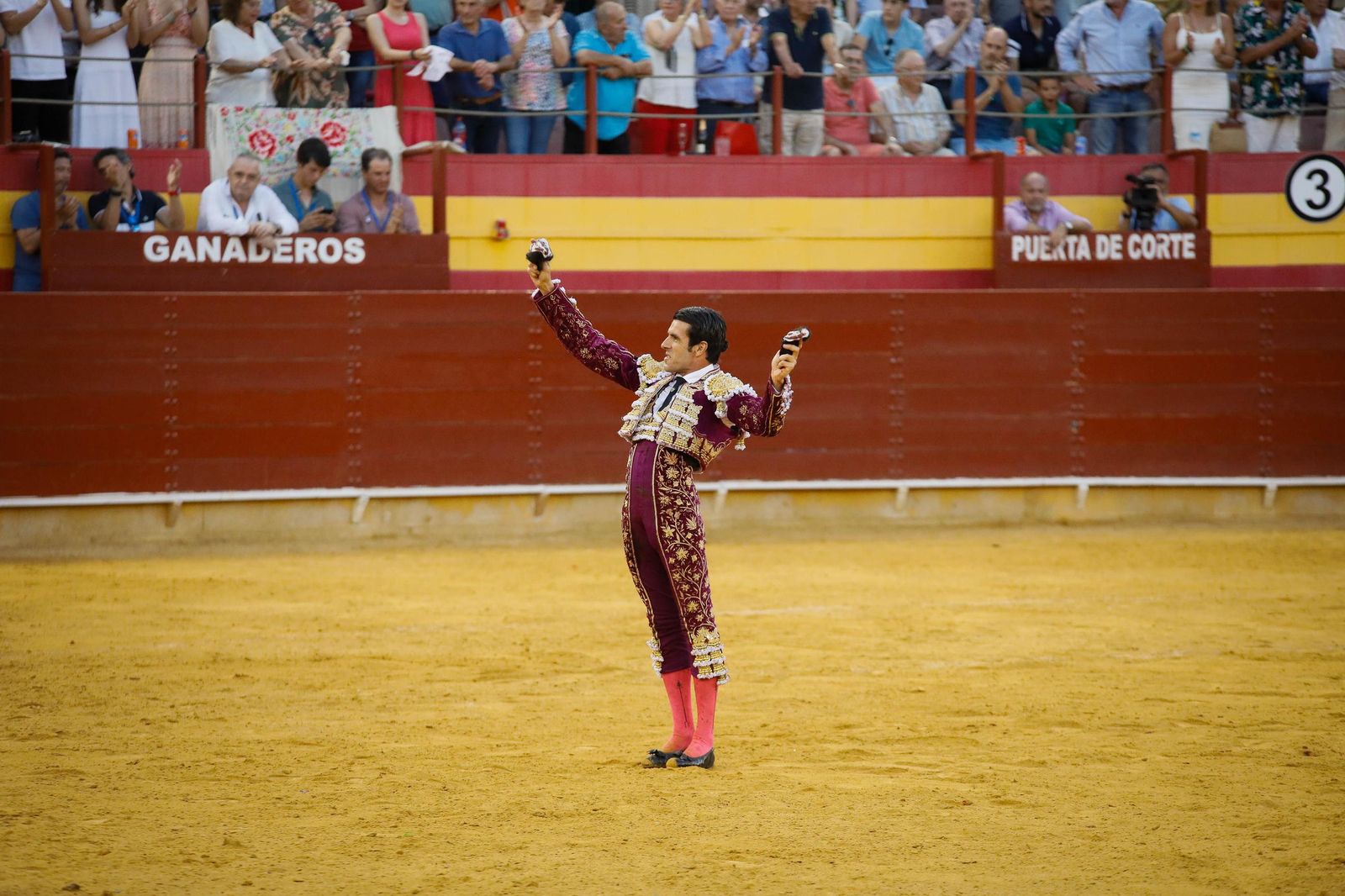 Corrida de toros en Roquetas, en imágenes