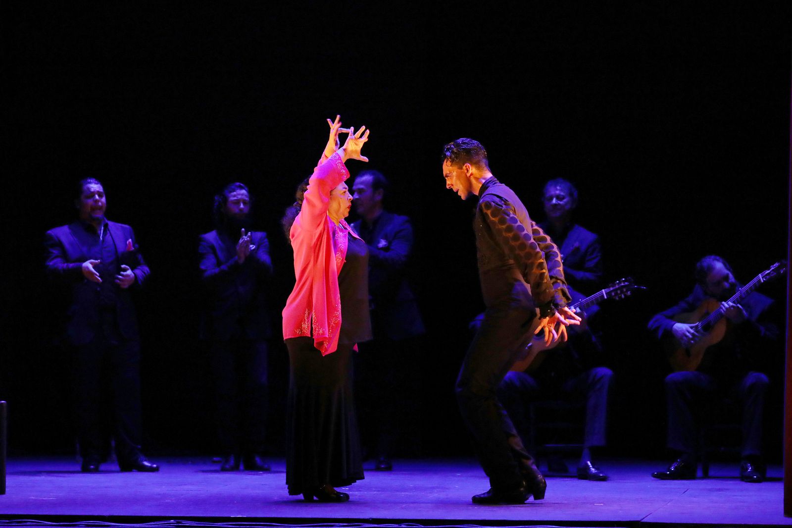 Miguel Ángel Heredia y Concha Vargas, durante un momento del espectáculo en la Sala Compañía.
