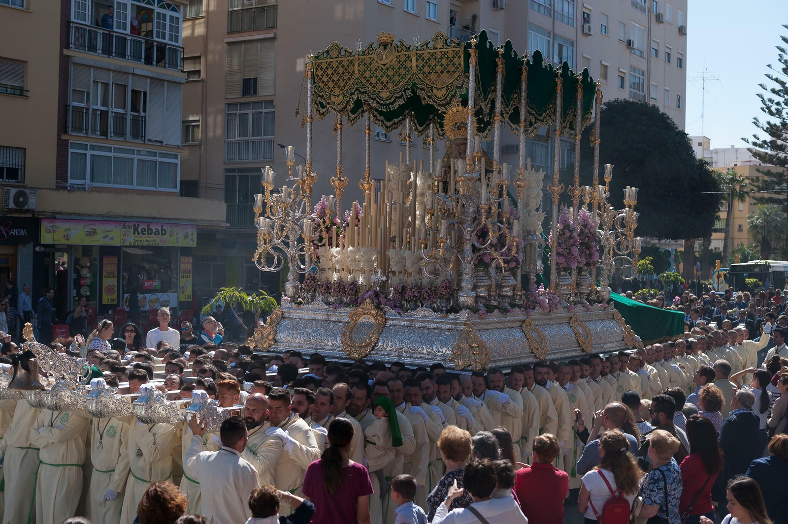 Las fotos de Nueva Esperanza en el Martes Santo en Málaga Las fotos de Nueva Esperanza en el Martes Santo en Málaga