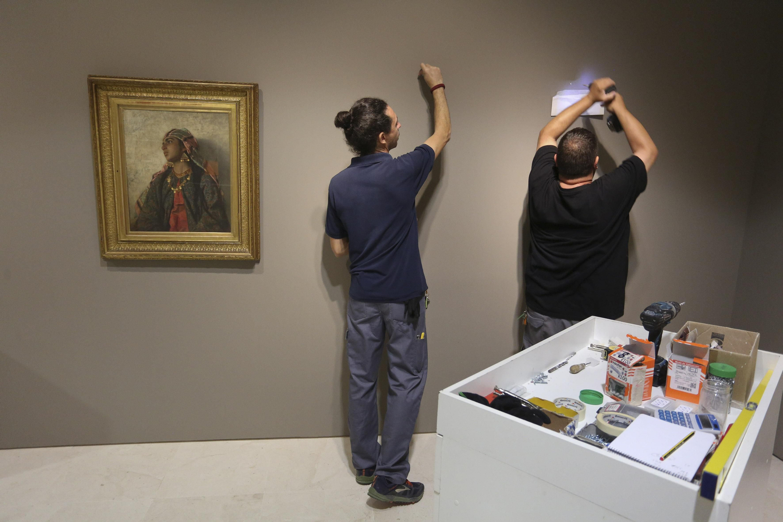 Fotos del montaje de la nueva exposición del Museo Carmen Thyssen