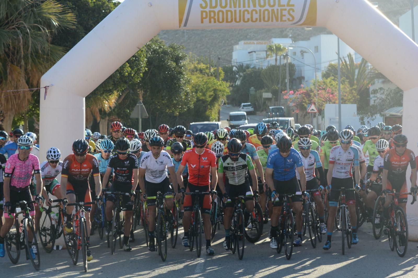 Fotogalería de la Vuelta Ciclodeportiva a Almería