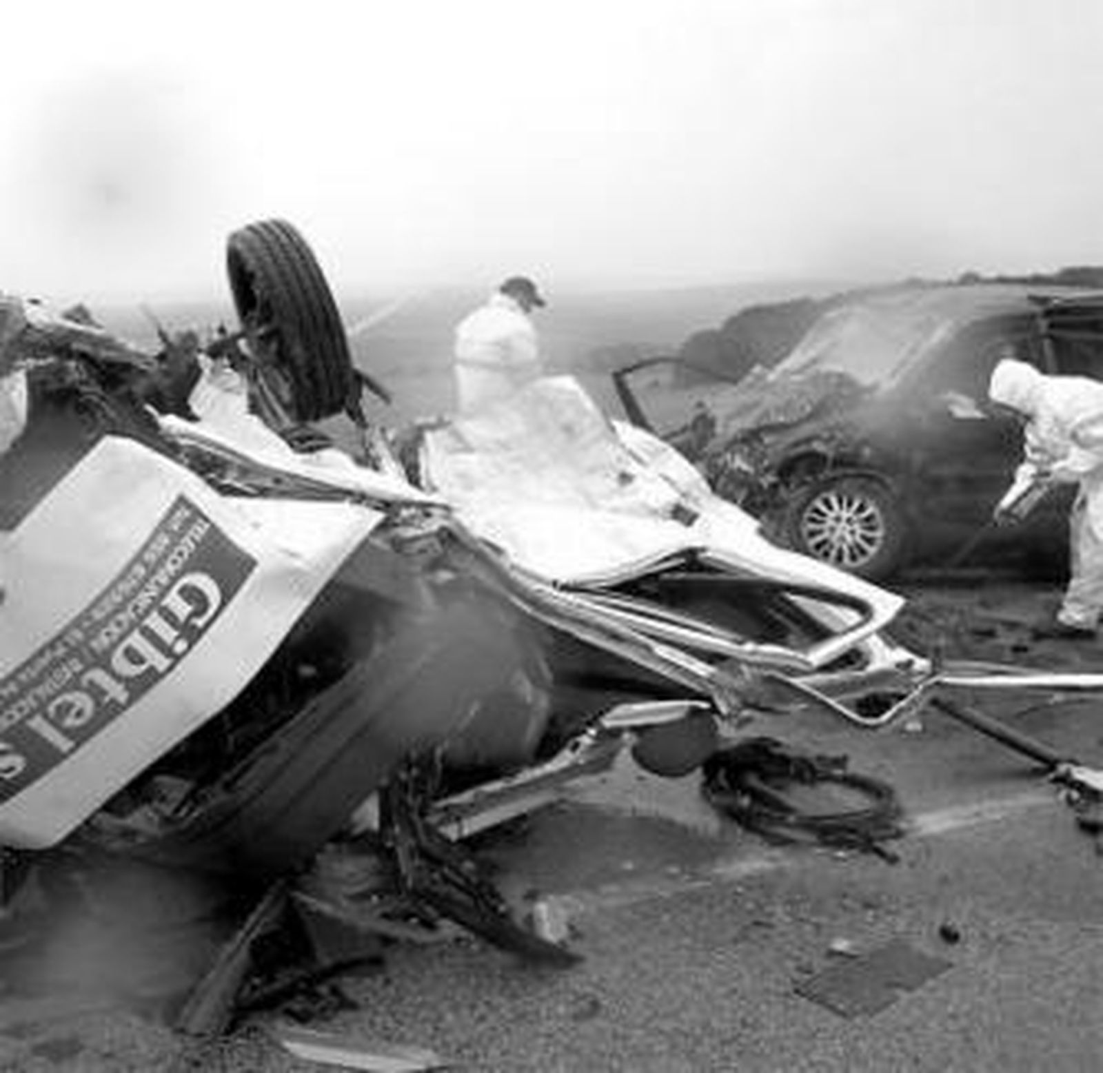 Así quedaron los dos vehículos implicados en el siniestro.