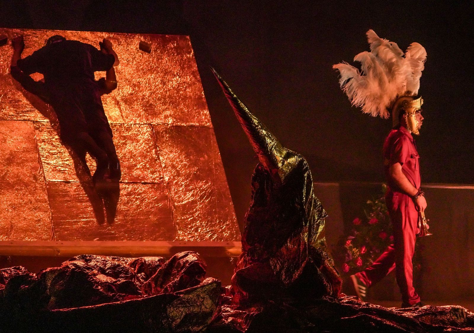 Imágenes de Andrés Marín & Ana Morales 'Matarife/ Paraíso' 30ª Festival de Jerez