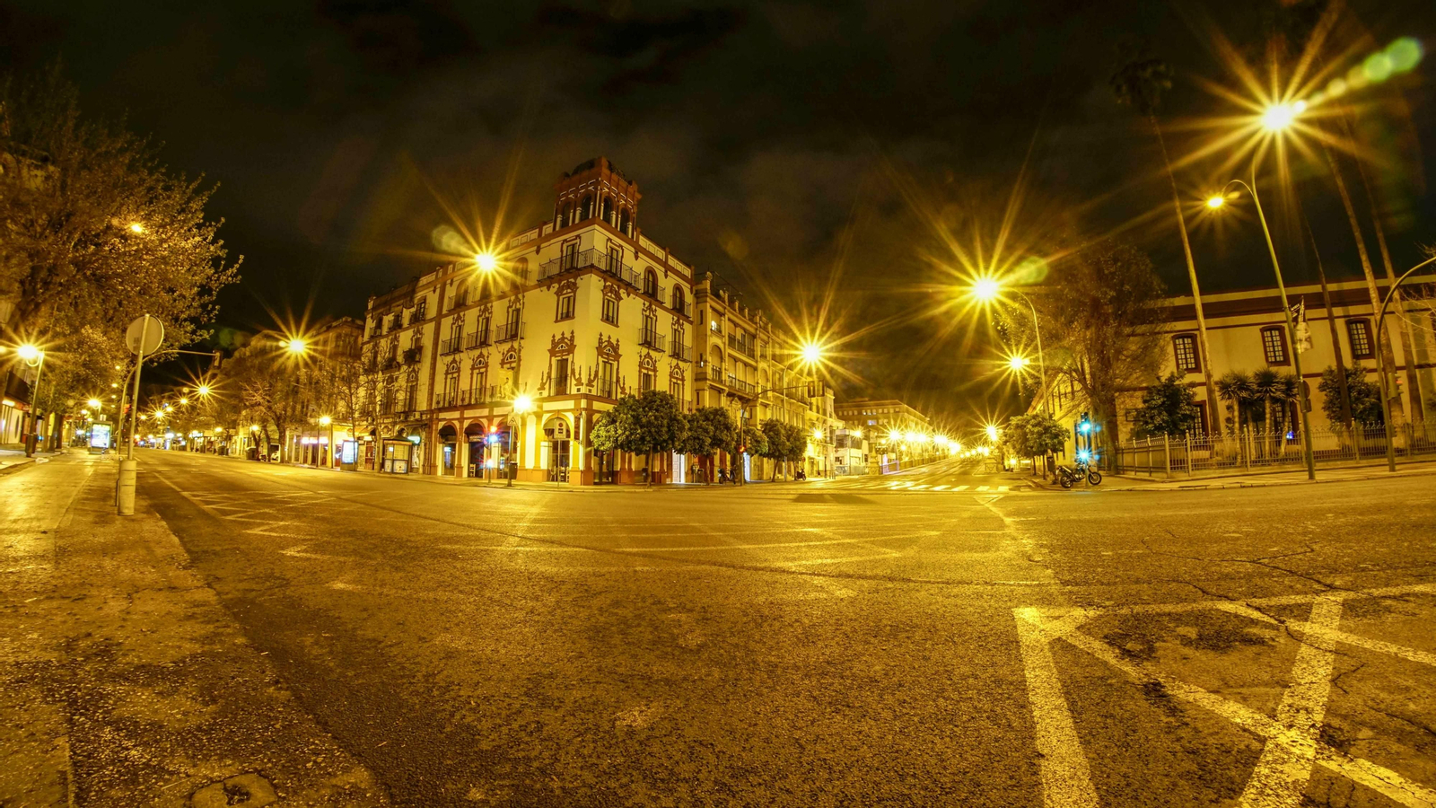 Sevilla por la noche