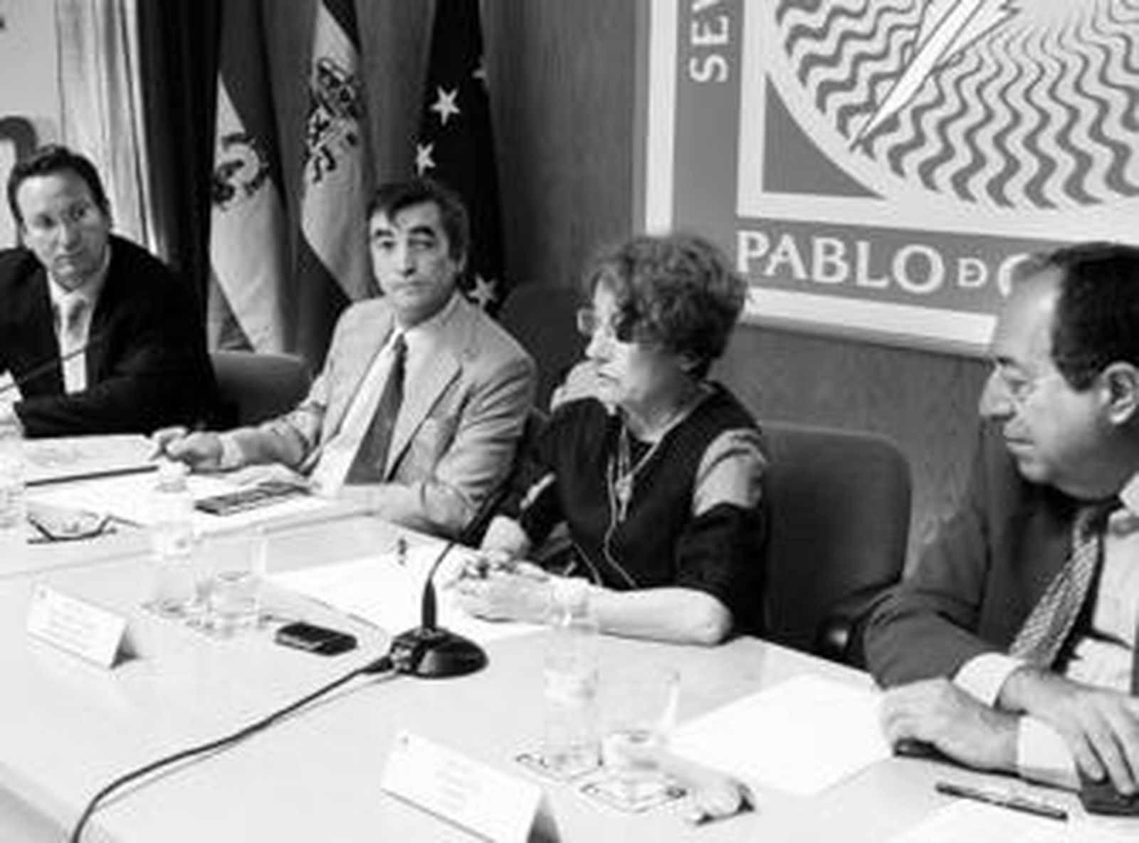 De izquierda a derecha, Abel Martín, José Mª Andrades, Rosario Valpuesta y Carlos Rogel.