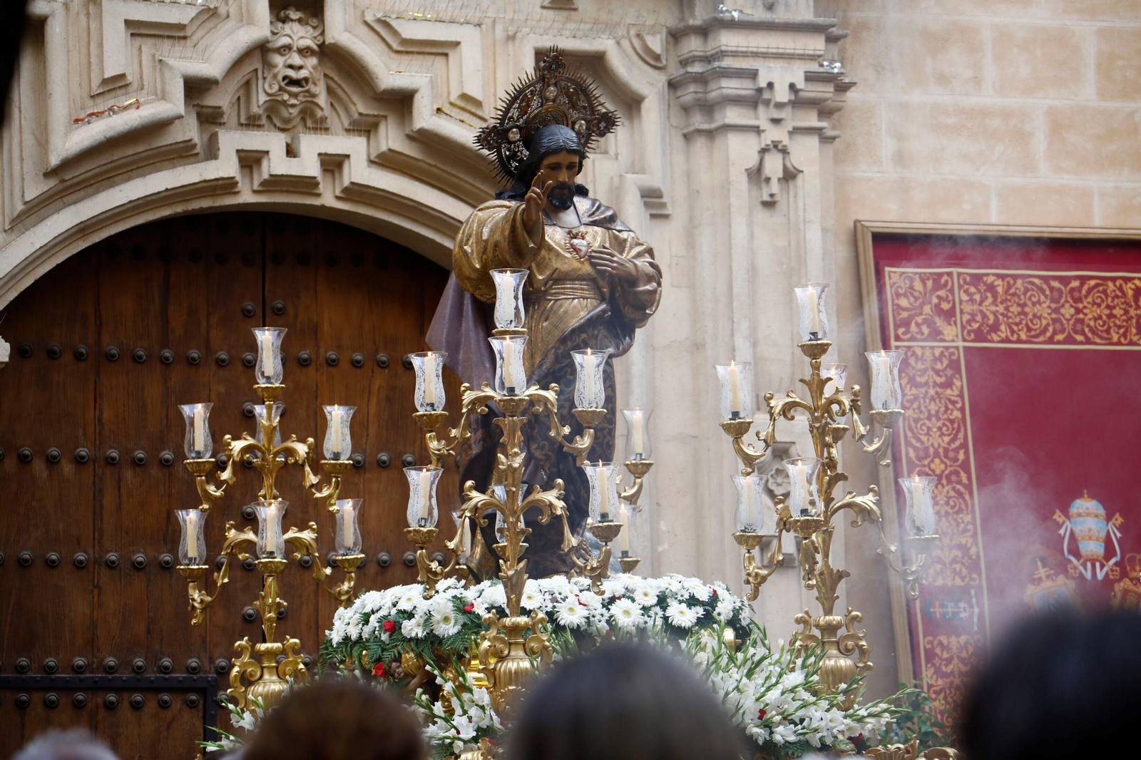 La procesión del Sagrado Corazón de Jesús en Córdoba, en imágenes