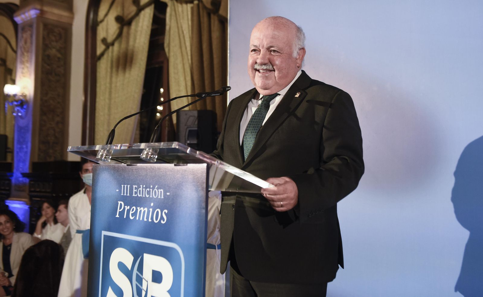 El consejero de Salud, Jesús Aguirre, durante su intervención en la clausura del evento.