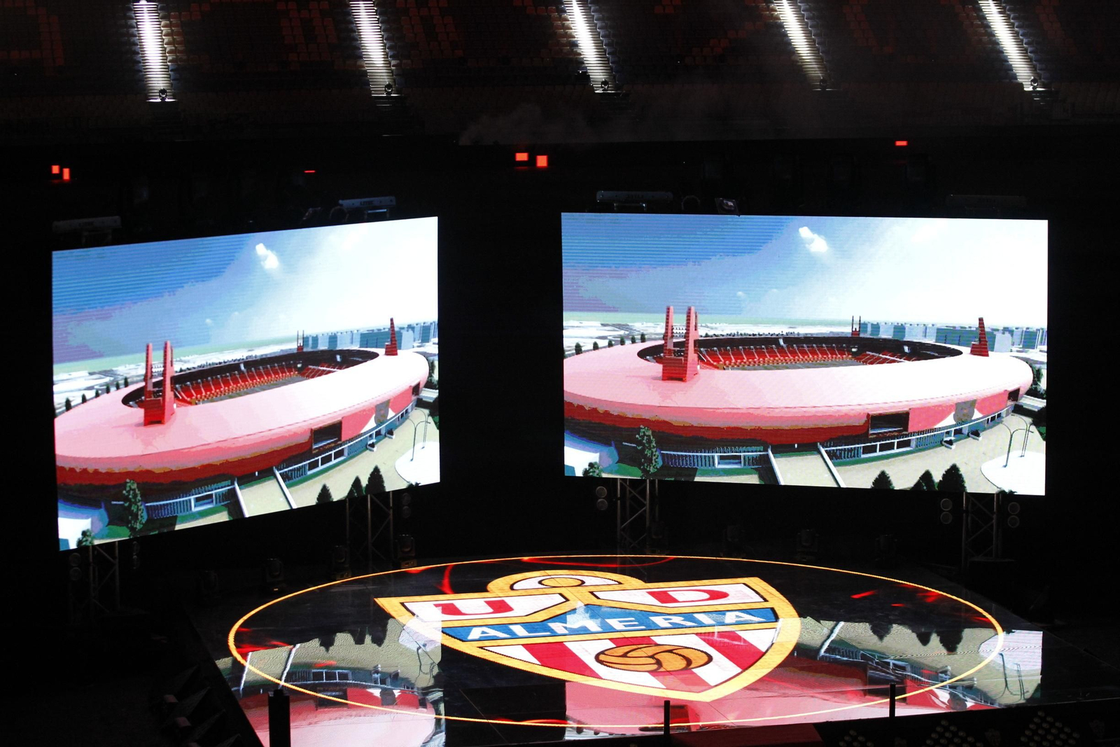 Fotogalería presentación remodelación Estadio Mediterráneo