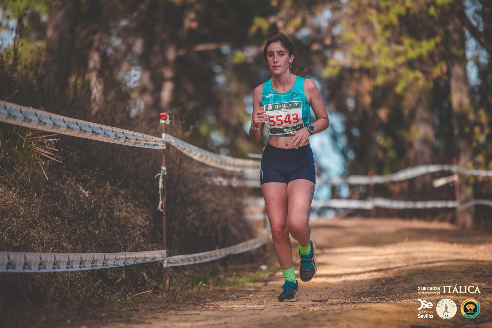 Búscate en las fotos del Cross de Itálica 2025 | 5