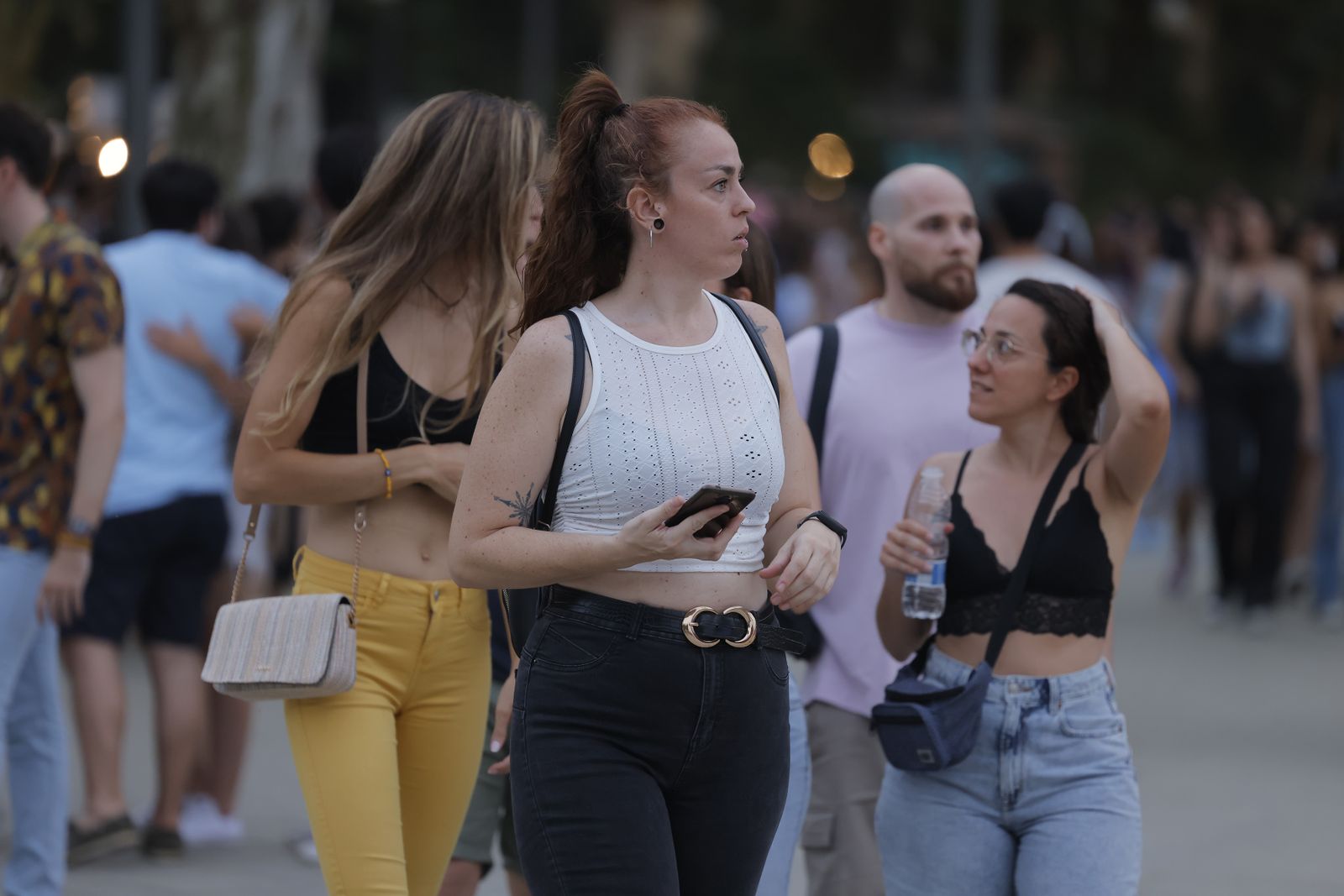 Búscate en las fotos del concierto de Bizarrap