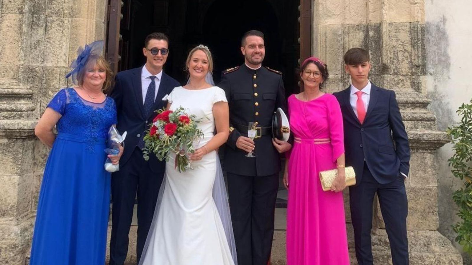 María Molina, Valentín y María Ruiz, Carlos Fernández-Llebrez, Carmen Molina y Santiago Ruiz. María Molina, Valentín y María Ruiz, Carlos Fernández-Llebrez, Carmen Molina y Santiago Ruiz.