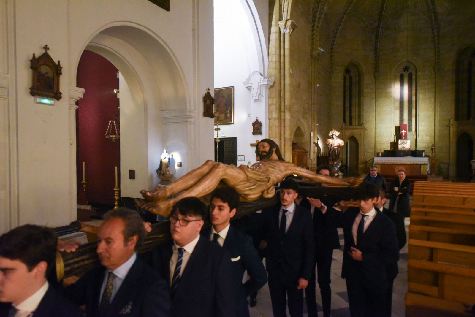 Las fotos del vía crucis de la hermandad de la Buena Muerte