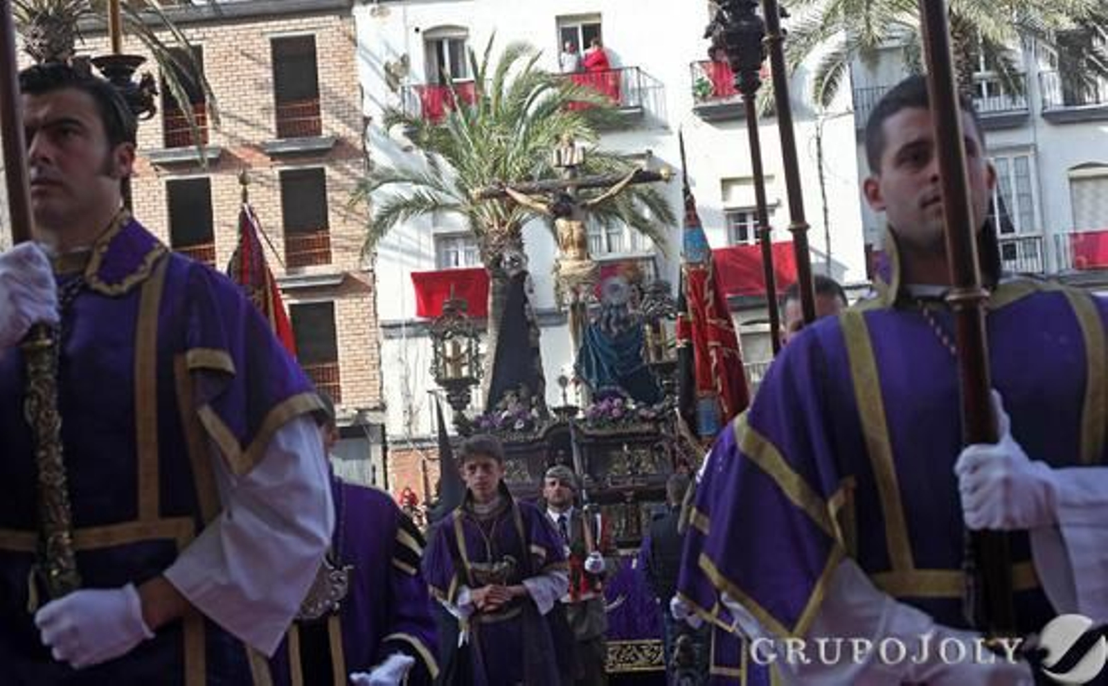 Venerable, Real, Militar y Nacional Cofradía del Santísimo Cristo de la Piedad y María Santísima de las Lágrimas.

Foto: Jesus Marin