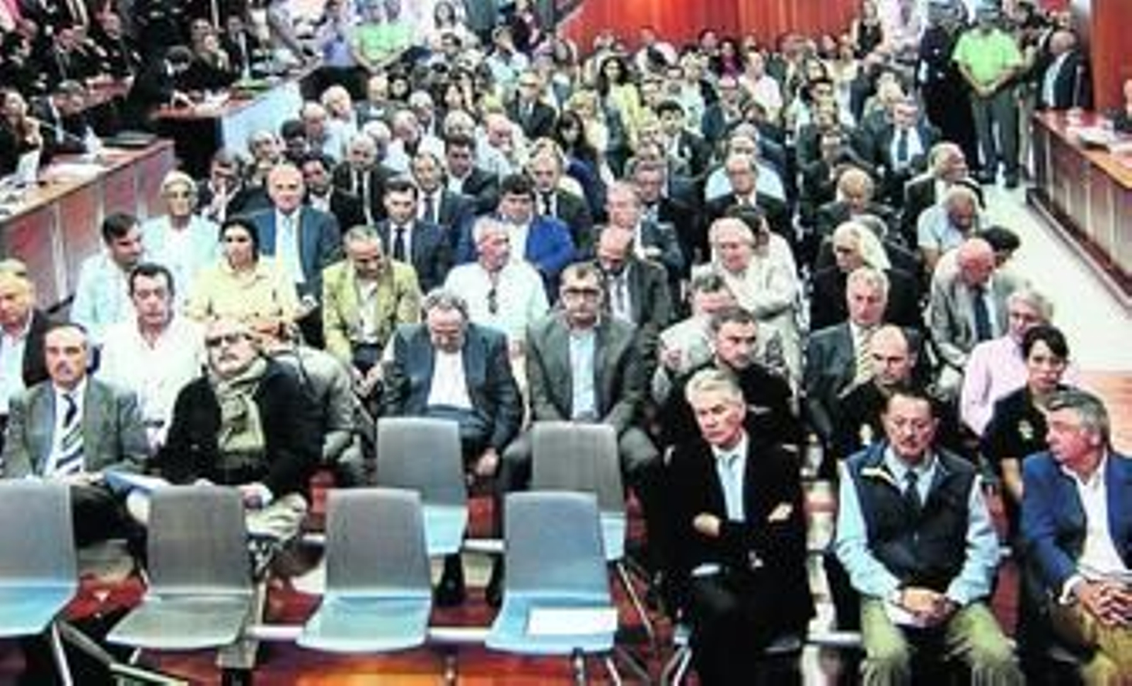 Los acusados de Malaya el 4 de octubre de 2013 en la sala de vistas donde se celebró el juicio y se leyó la sentencia.