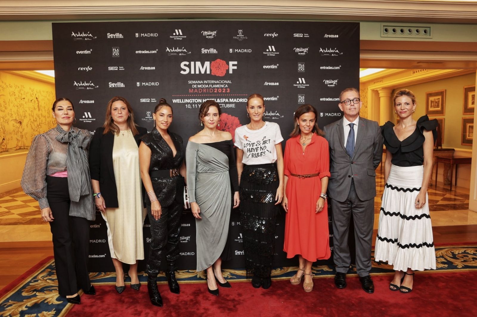 Isabel Díaz Ayuso, India Martínez, Sandra Ibarra y Ana Rosa Quintana, premiadas en SIMOF Madrid.