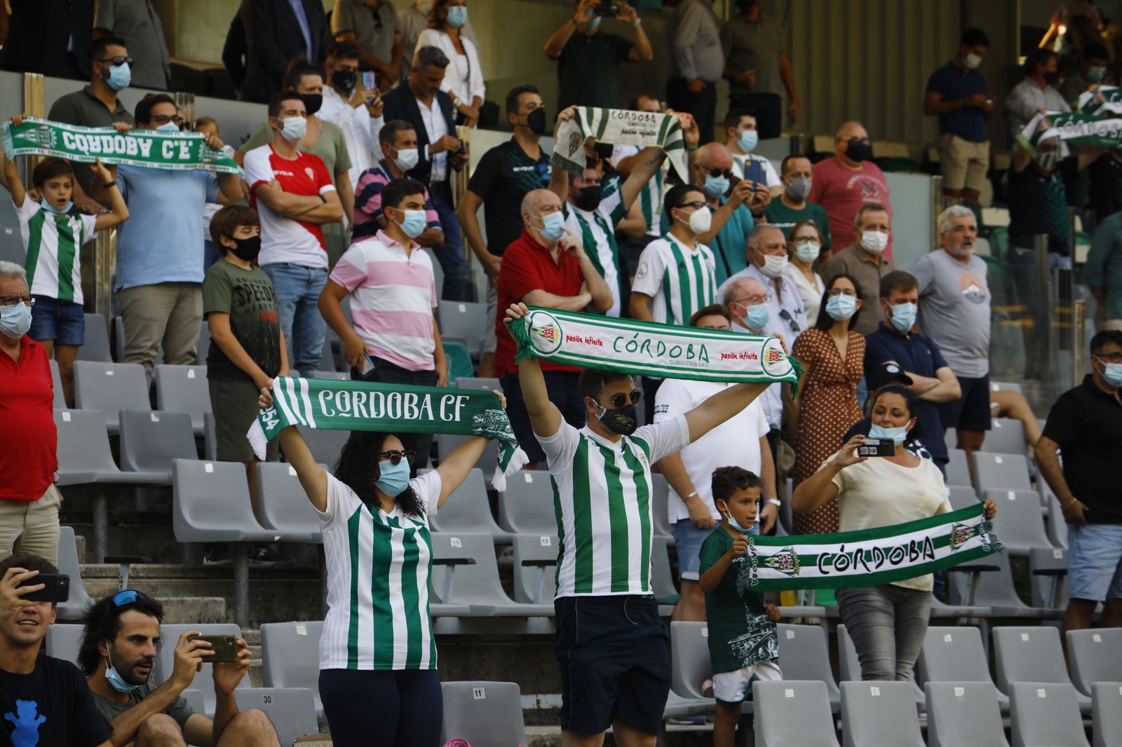 La victoria del Córdoba CF ante el Cádiz B, en imágenes