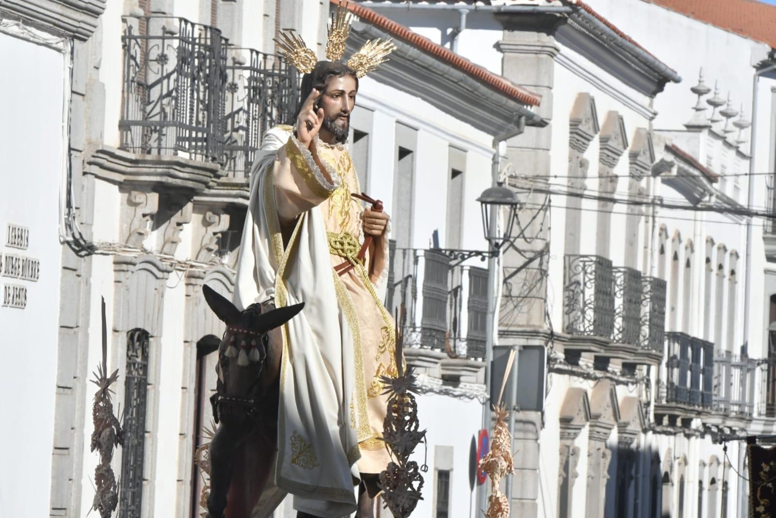 Procesión extraordinaria en Villanueva de Córdoba por la coronación de la Virgen de Luna