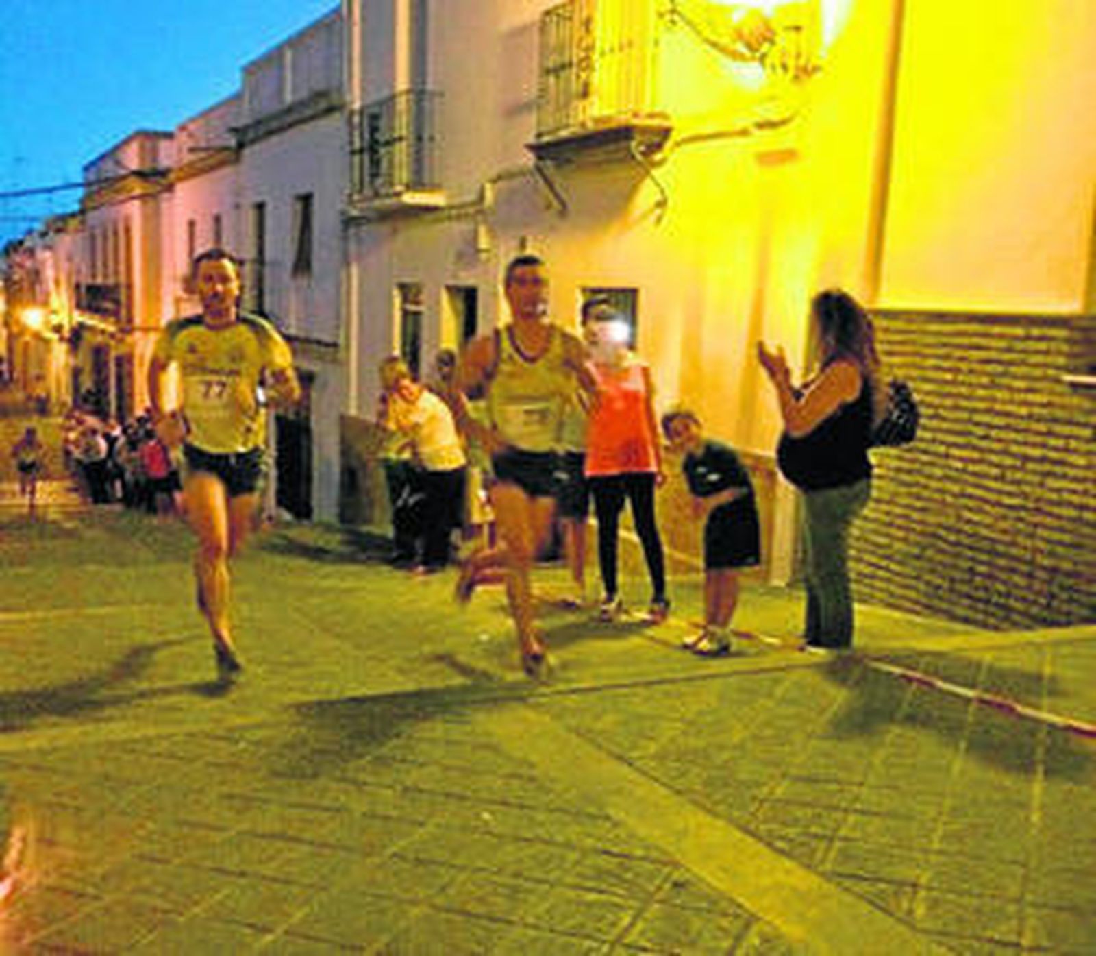 La prueba deportiva la organiza la Hermandad de la Vera Cruz de la localidad.