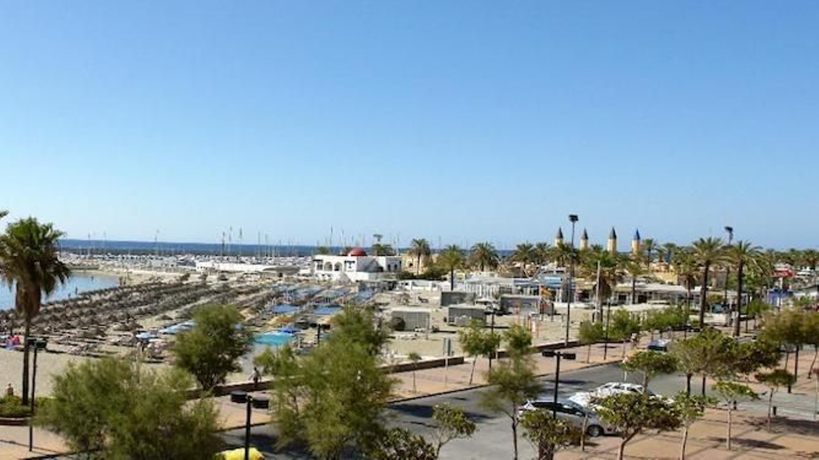 Vista del puerto de Fuengirola.