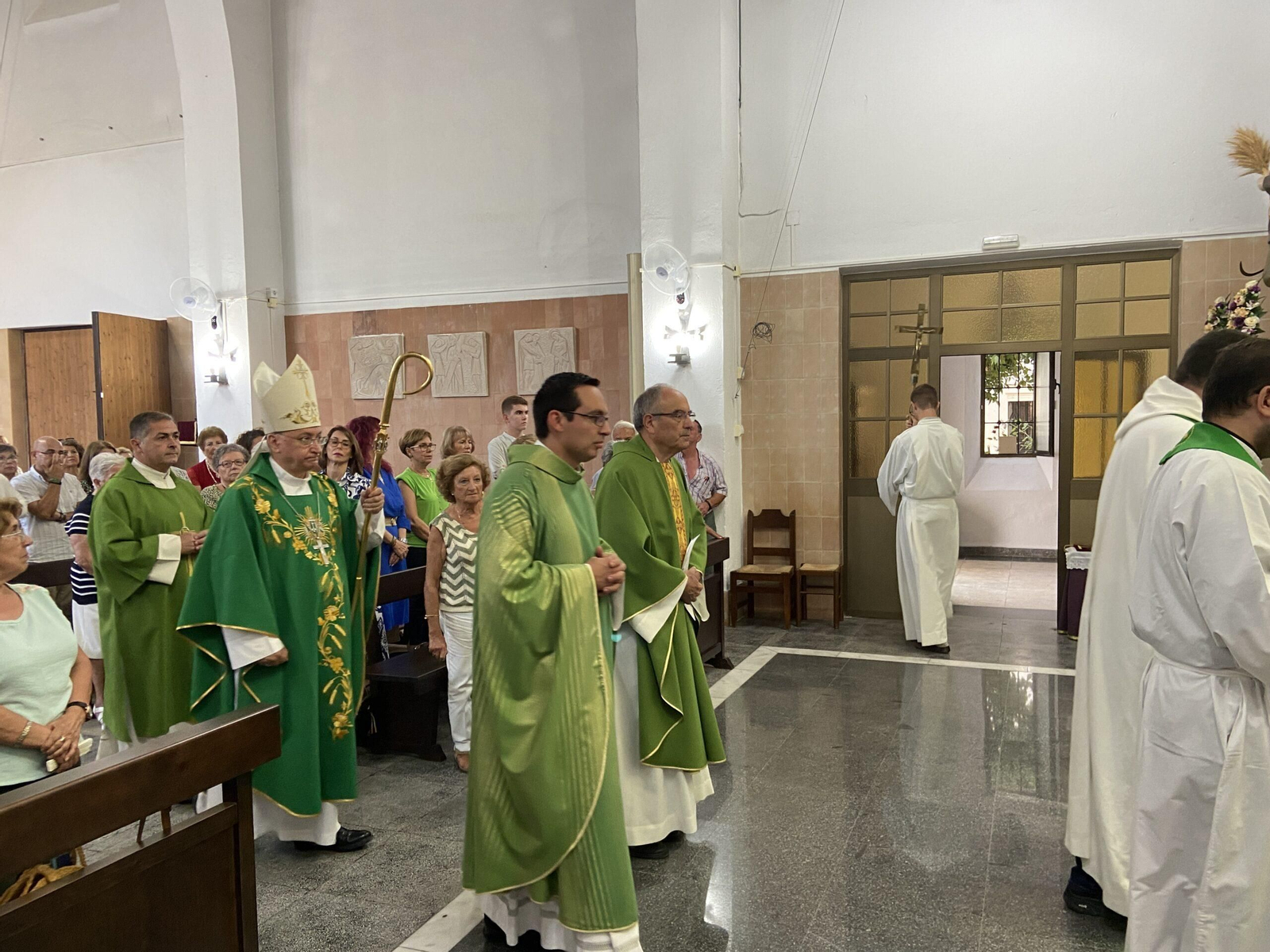 Toma de posesión de Ildefonso González en la parroquia de San Isidro Labrador de La Barca de la Florida.