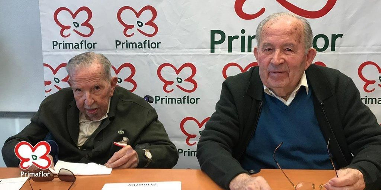 Cecilio Peregrín, a la izquierda, en la junta general de accionistas, junto a Lorenzo Belmonte