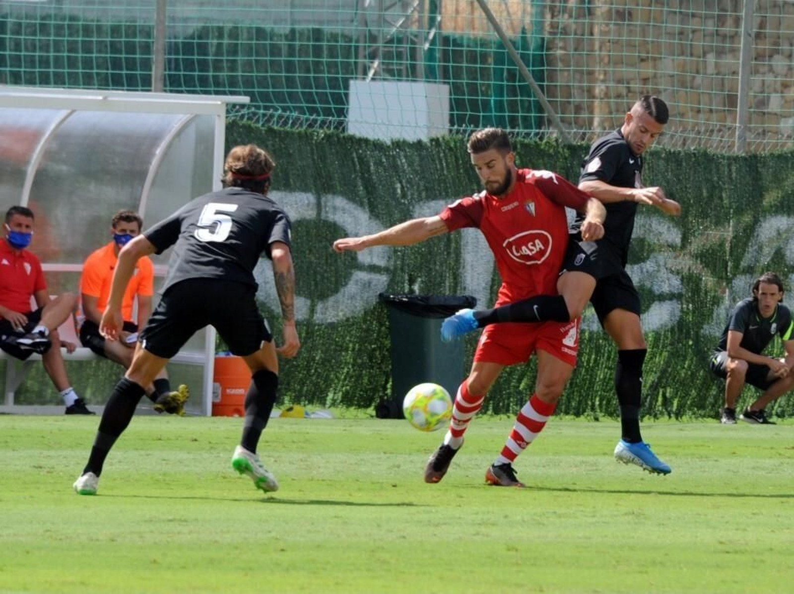 El Recreativo deberá esperar una semana más para debutar en Segunda B.