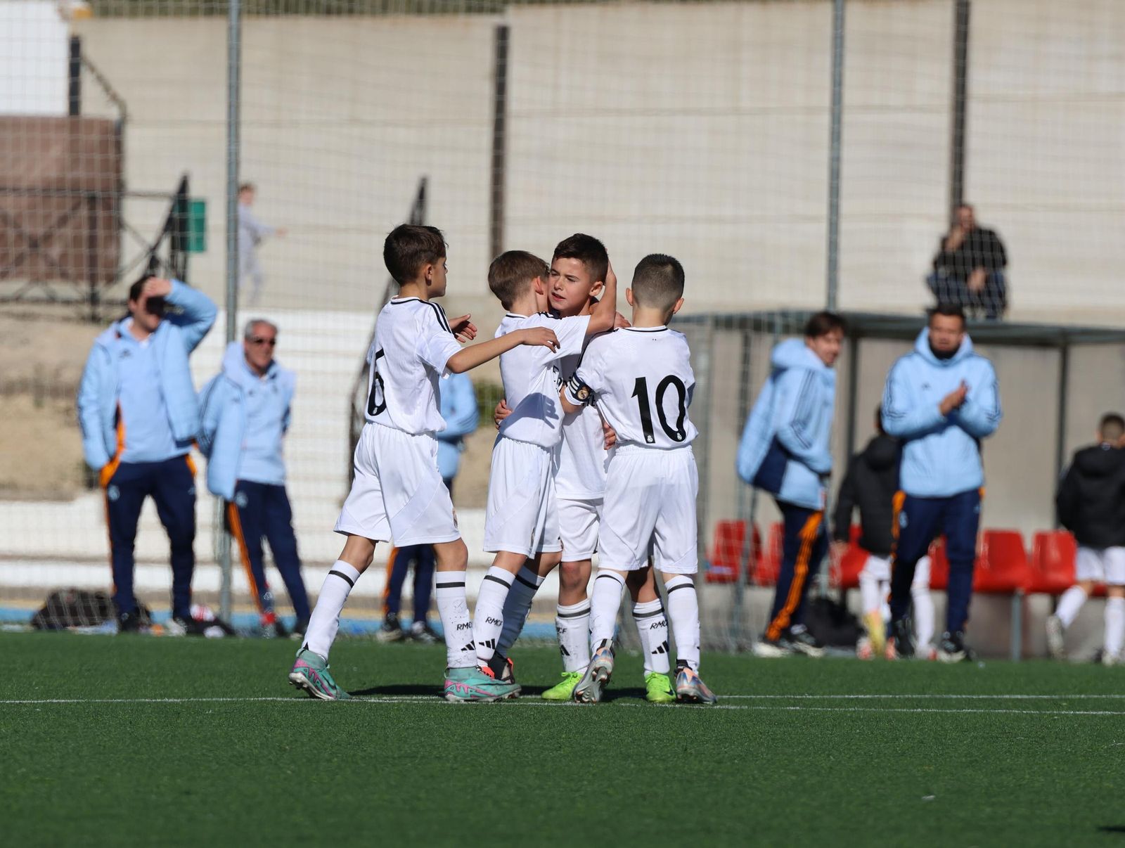 Las mejores imágenes de la jornada final del Torneo Benjamín de Pinos Puente