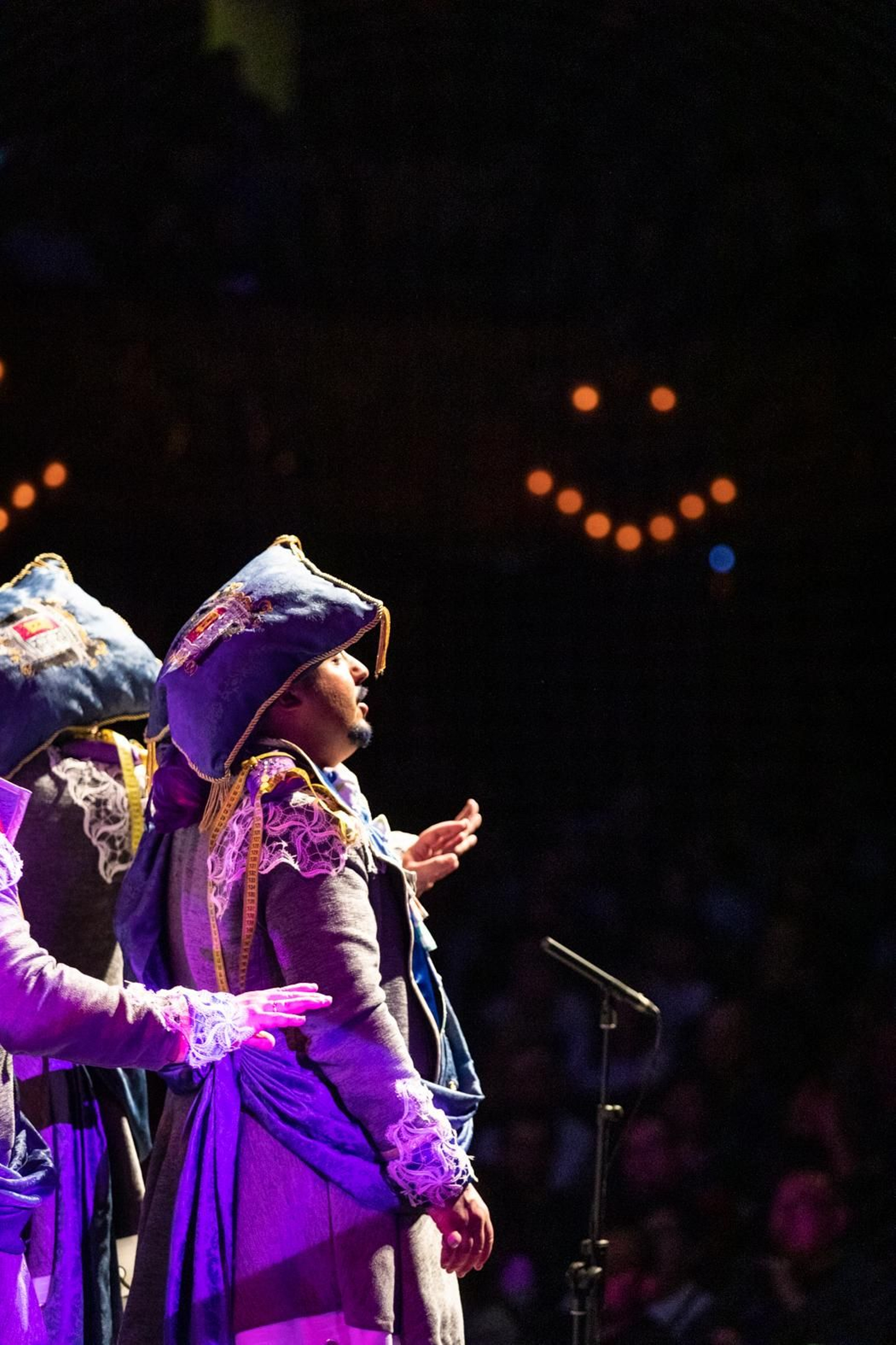 Comparsa 'El marques de Cádiz' en el teatro Liceo