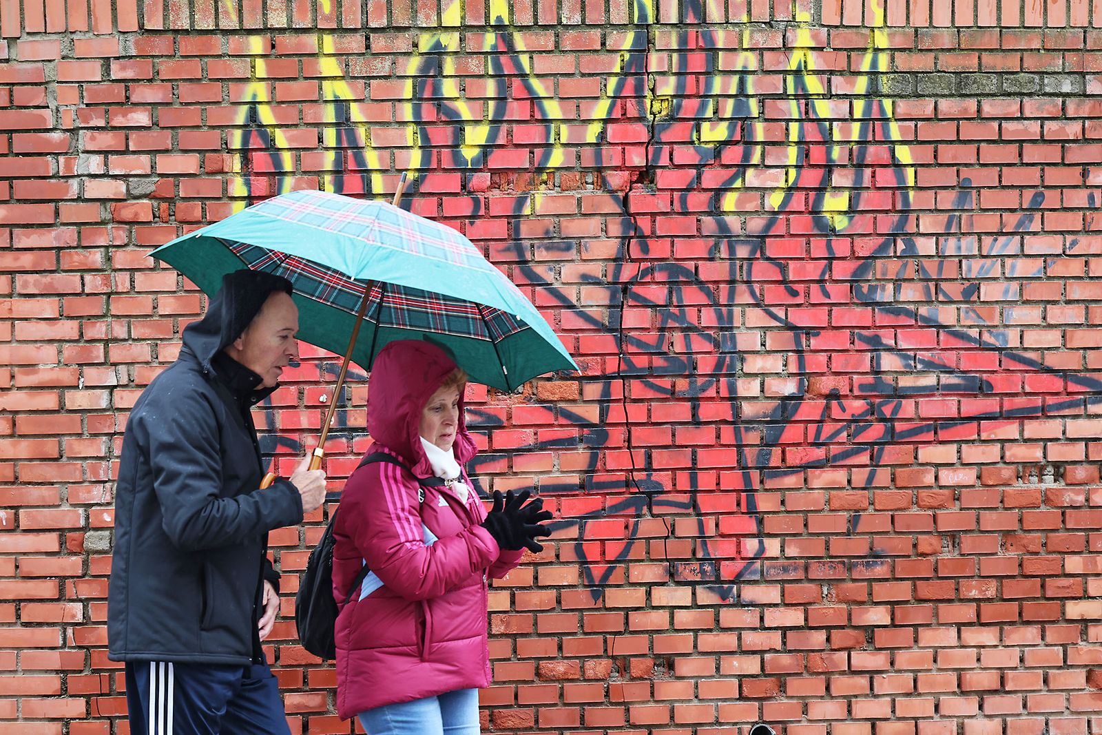 Lluvia y frío intenso en la mañana de miércoles