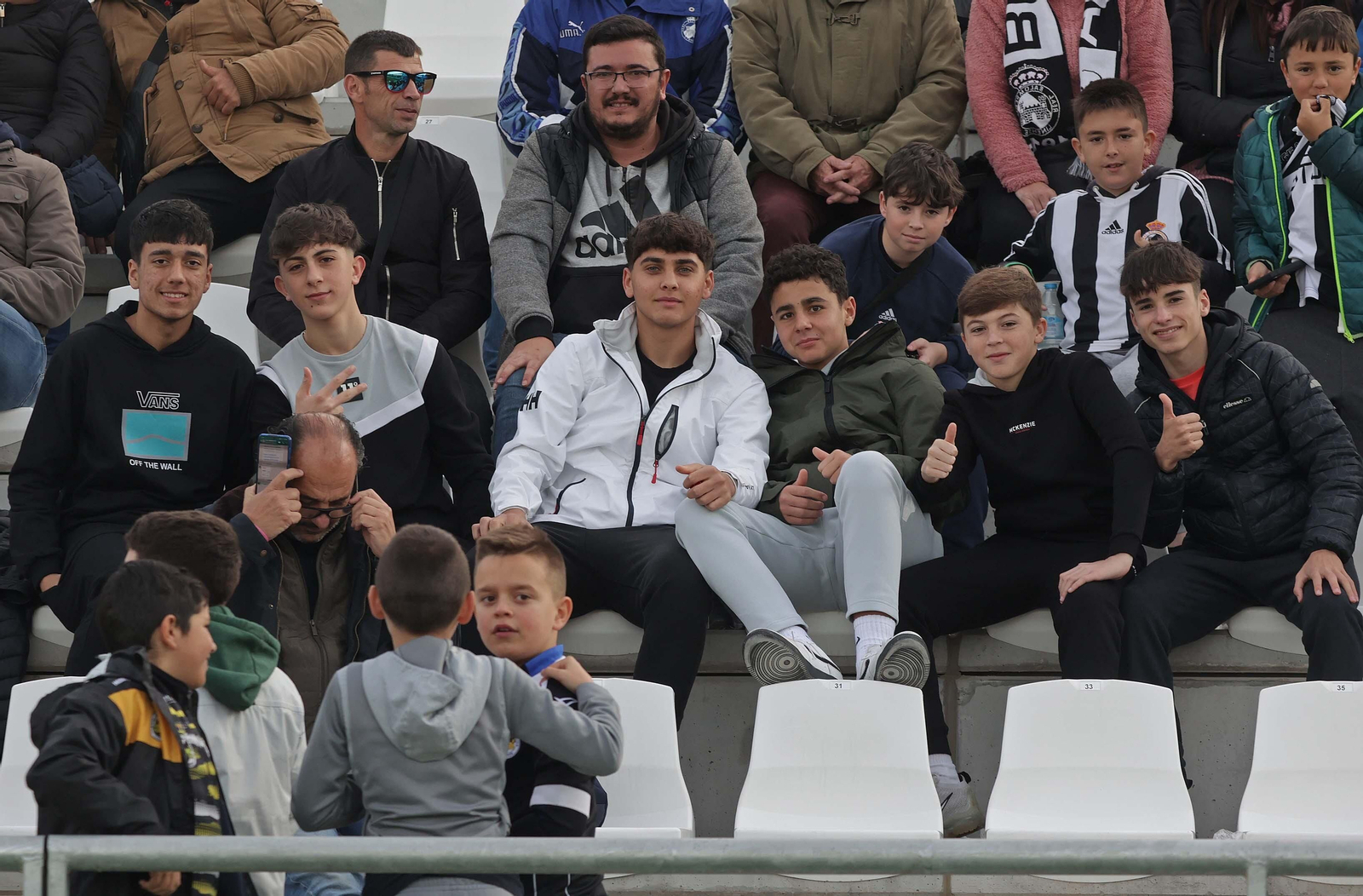 Búscate en el Ciudad de La Línea durante el Balona - Yeclano