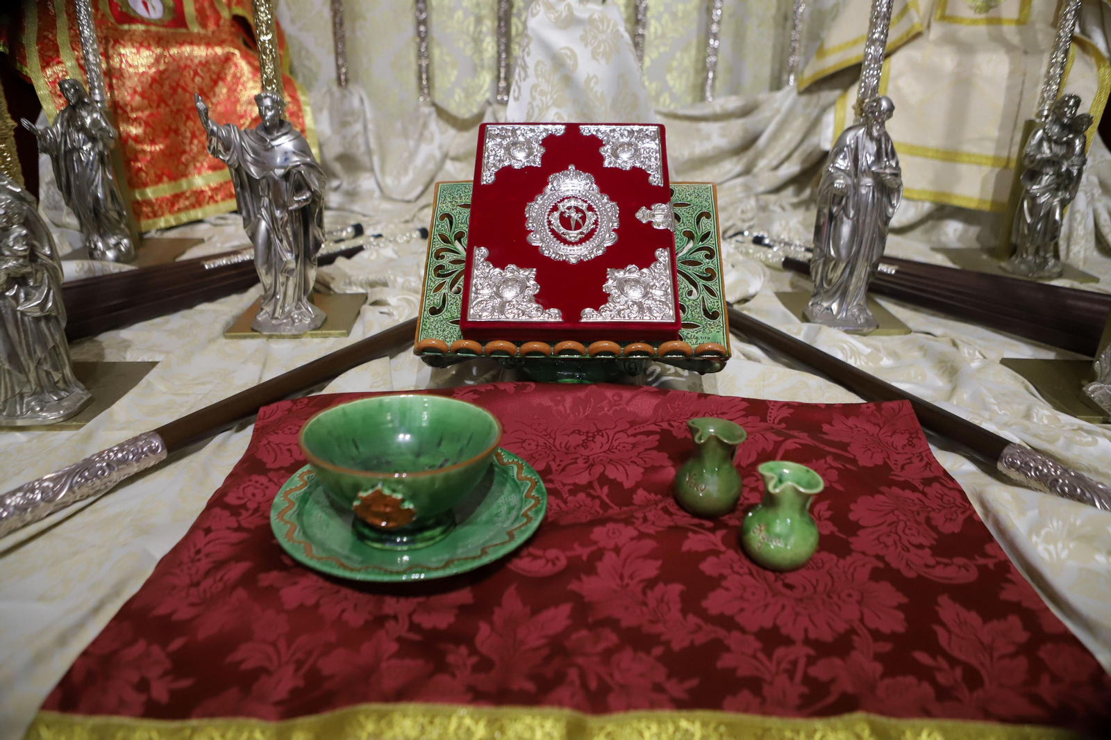 Fotos de los preparativos de la Semana Santa en Algeciras