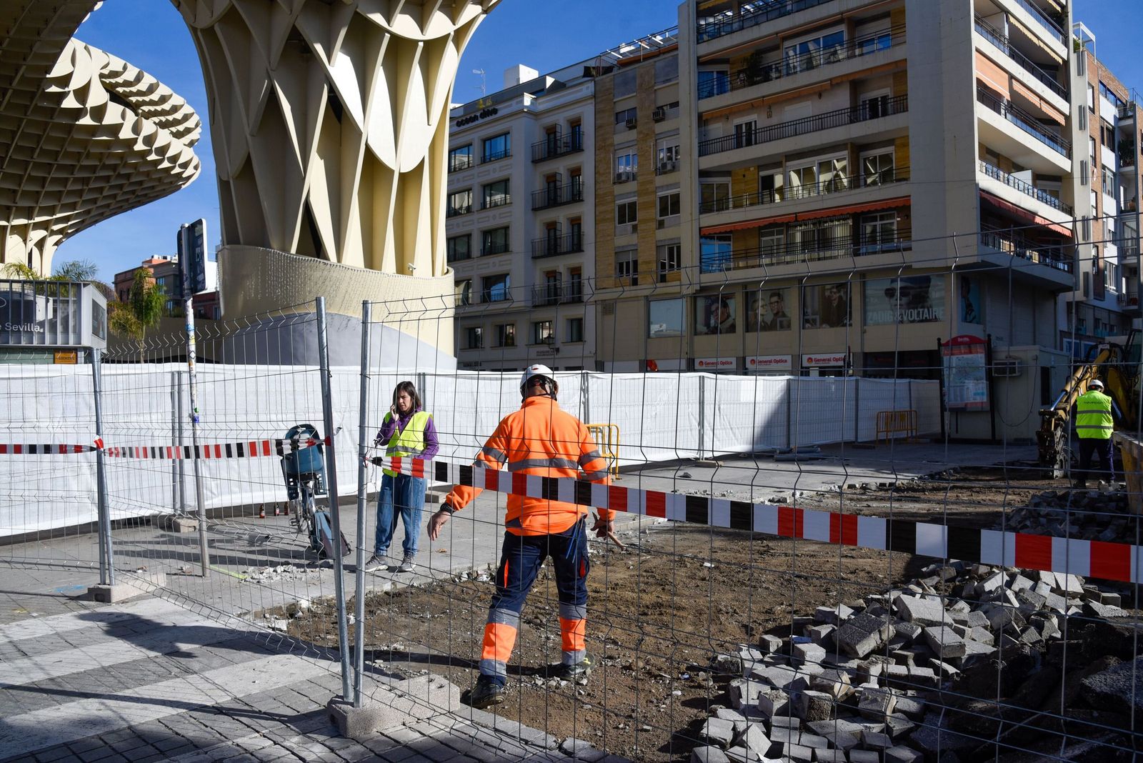 Obras en la Encarnación.