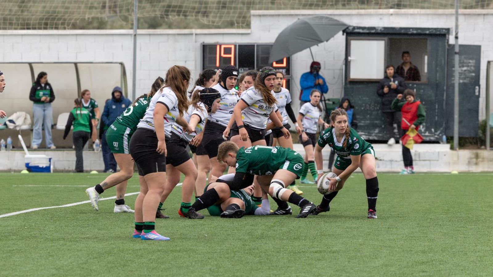 La alegría por el título de campeonas de Jaén Rugby femenino, en imágenes